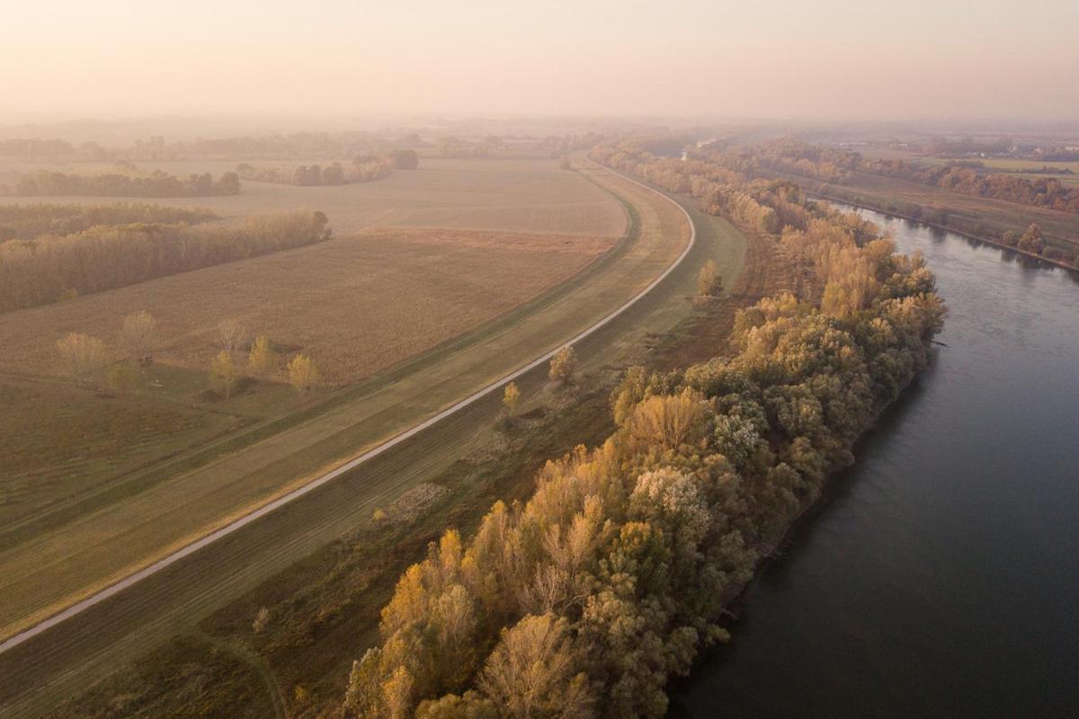 Penzion Florens, Nesvady Buitenkant foto